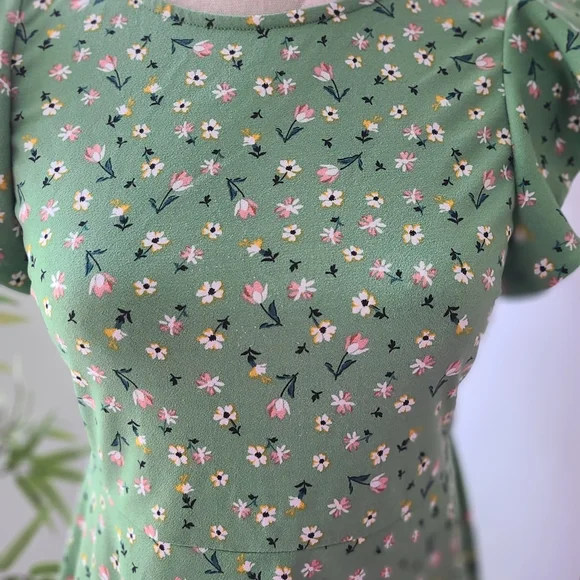 Mini dress - Picture 3 of 5